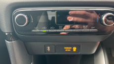 Toyota Yaris 1.5 Hybrid Design 5dr CVT Hybrid Hatchback